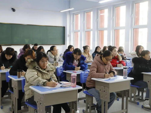 邢台三中教育集团东校区全体教师参加 新教材 新高考 专题培训